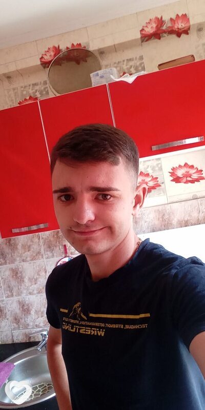 Женя, 27, Усть-Каменогорск — анкета №4437317