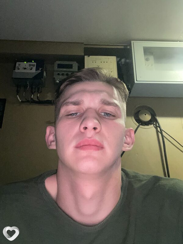 Владимир, 24, Красноярске — анкета №4438285