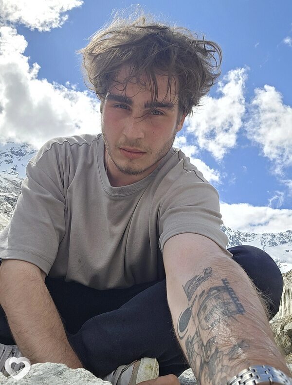 Денис, 23, Москве — анкета №4439296