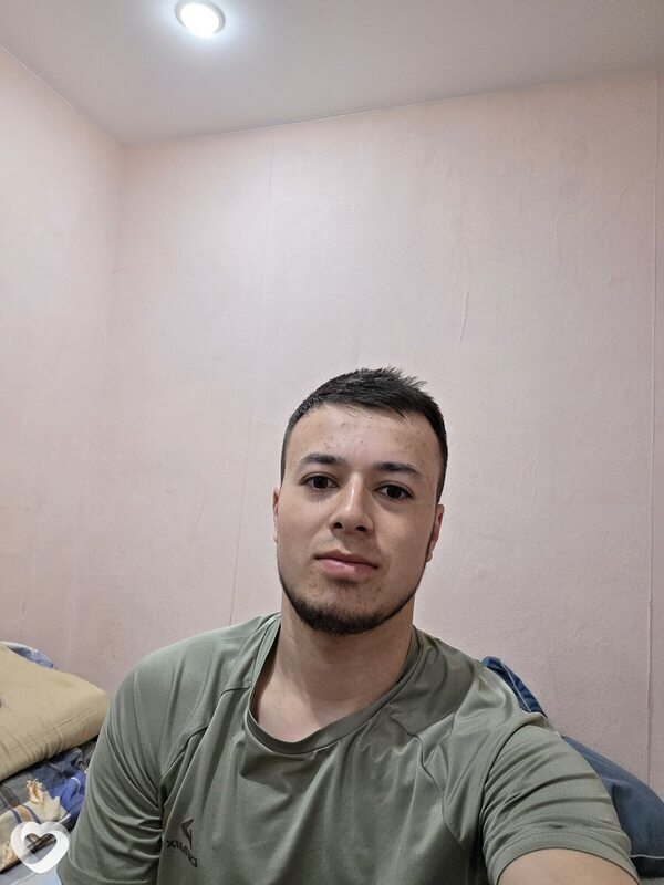 Фазлиддин, 19, Череповце — анкета №4439895