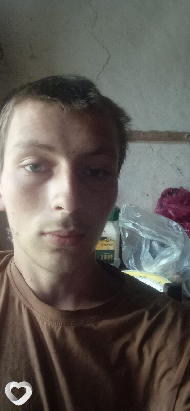 Владик, 21, Донецке — анкета №4441053