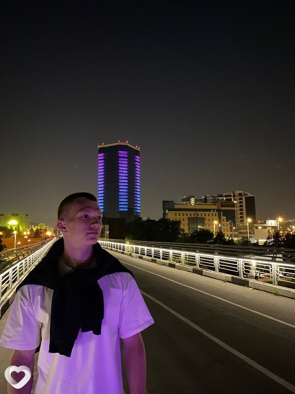 Артем, 22, Минусинске — анкета №4441324