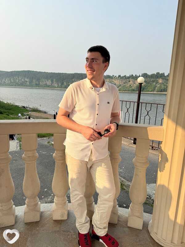 Дмитрий, 21, Томске — анкета №4441509