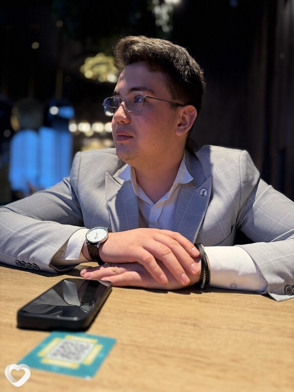 Максим, 21, Елабуге — анкета №4443033