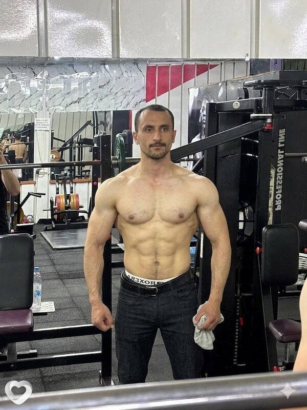 Толик, 28, Новосибирске — анкета №4444018