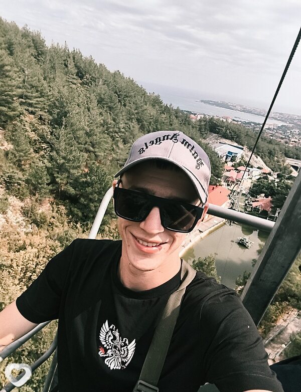 Сергей, 23, Донецке — анкета №4444500