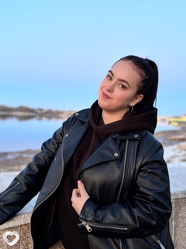 Юля, 20, Вологде — анкета №4445946
