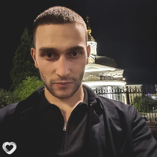 Артур, 22, Ярославле — анкета №4446308