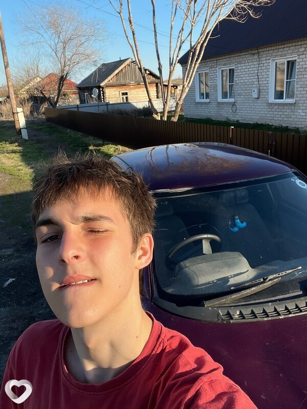 Саня, 18, Новосибирске — анкета №4447299