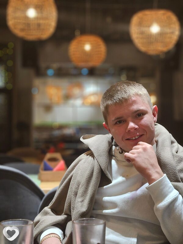 Артём, 25, Иркутске — анкета №4446901