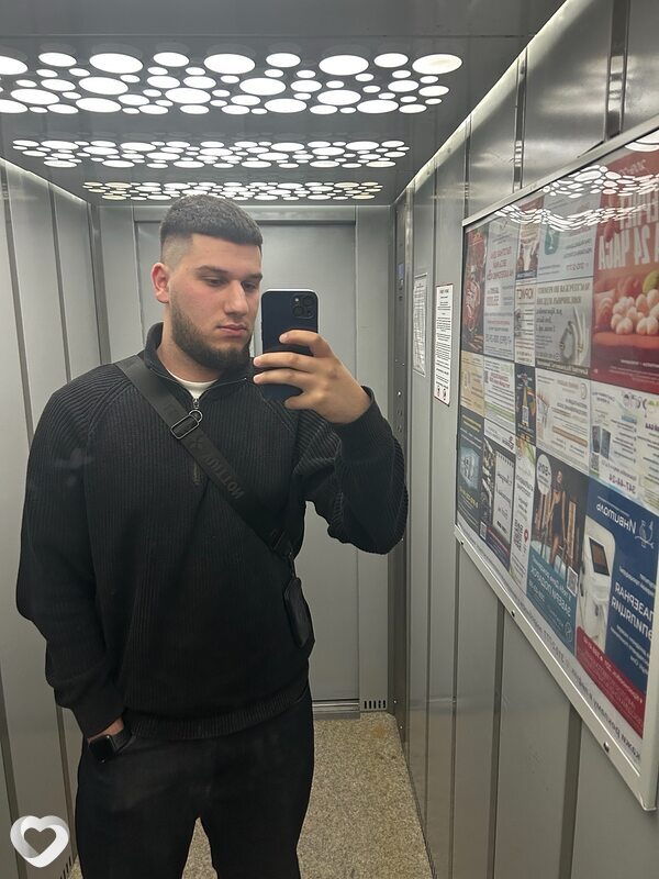 Эмин, 20, Новосибирске — анкета №4447602