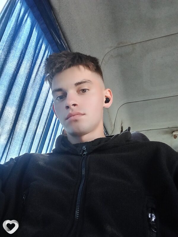 Алексей, 21, Пинске — анкета №4447522