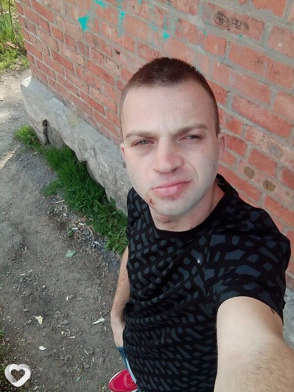 Виталий, 31, Шахтах — анкета №4449011