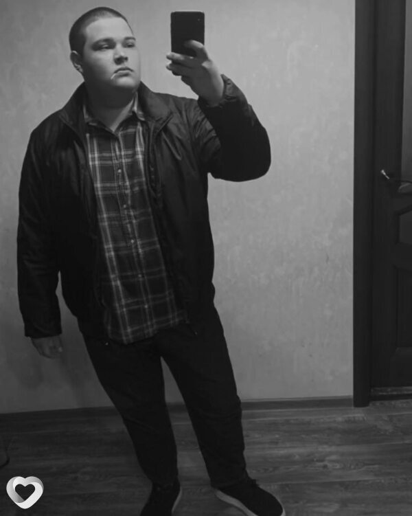 Адам, 19, Астрахани — анкета №4449180