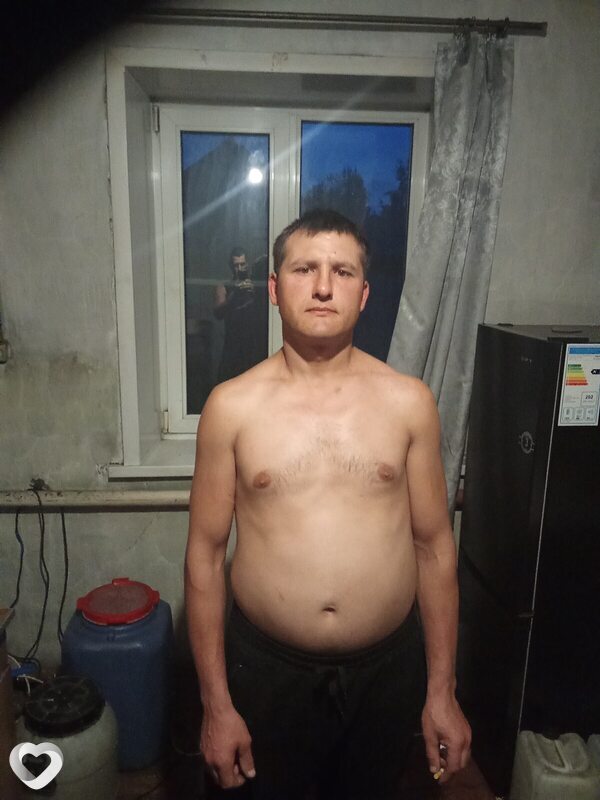 Виктор, 31, Белове — анкета №4449564