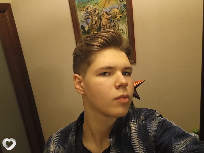 Александр, 18, Москве — анкета №4449729