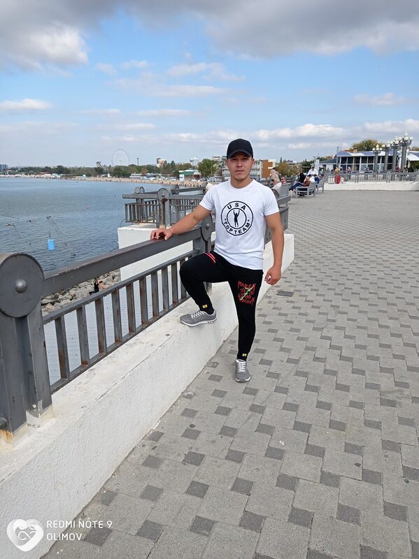 Саша, 28, Анапе — анкета №4449743