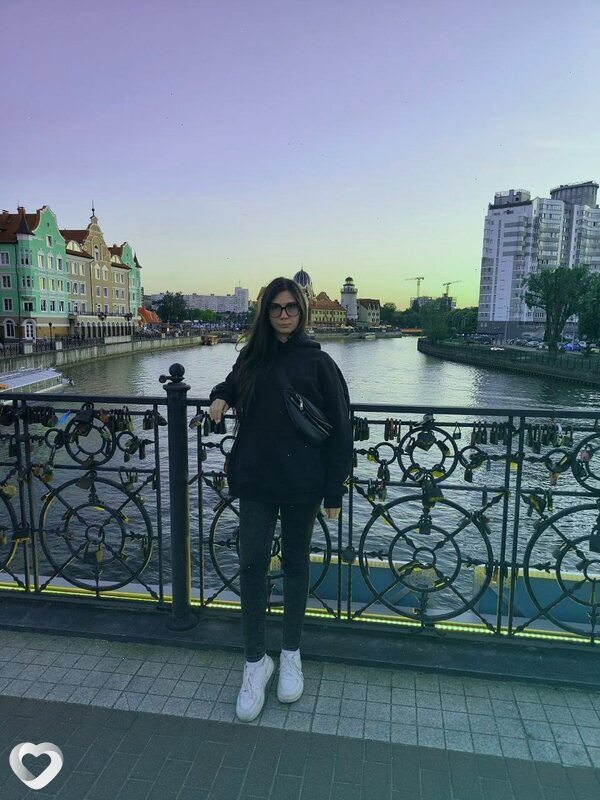 Таня, 29, Ростове-на-Дону — анкета №4450175