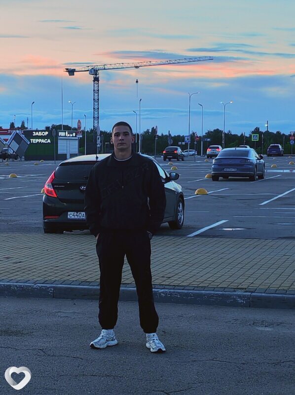 Рома, 21, Липецке — анкета №4450132