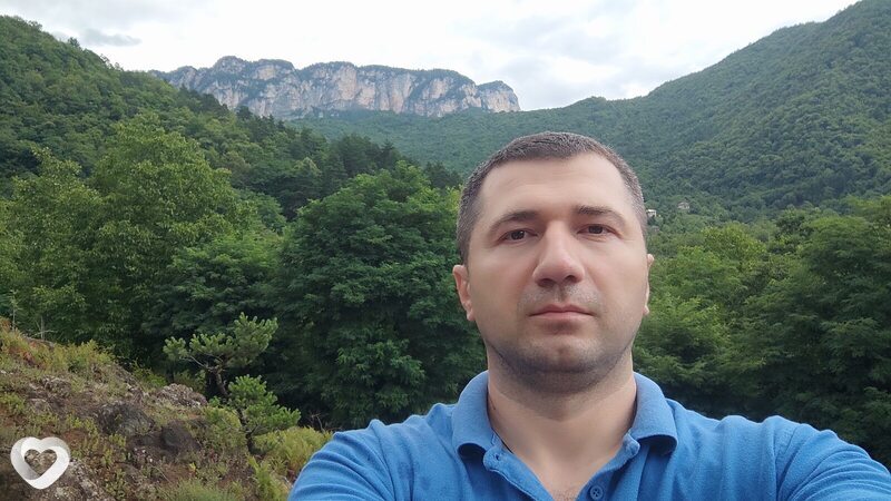 Nik, Батуми