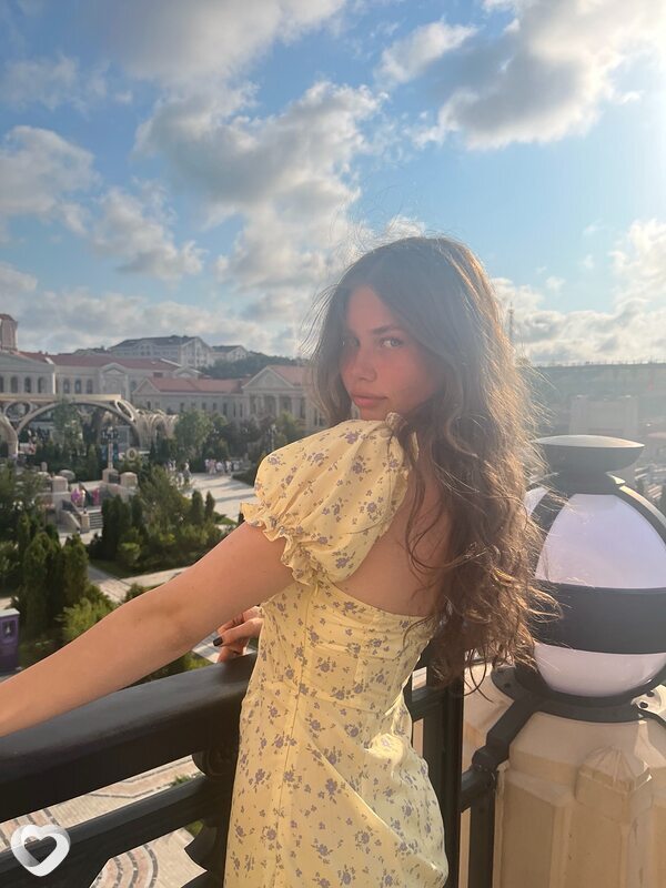 Лиза, 19, Санкт-Петербурге — анкета №4451442