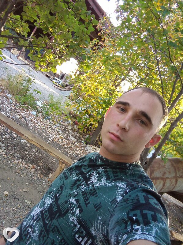 Дима, 26, Донецке — анкета №4451747