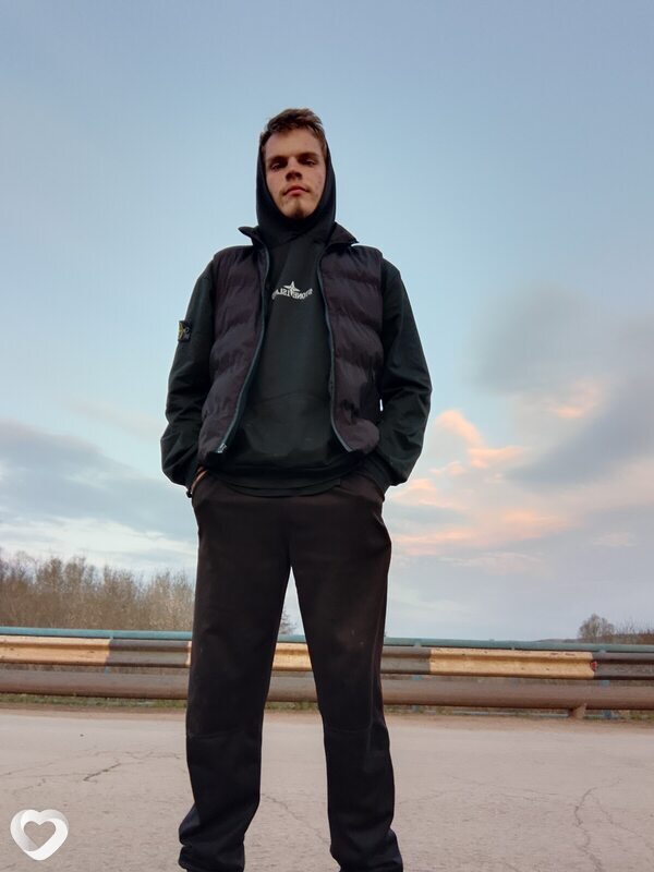 Дмитрий, 21, Оренбурге — анкета №4452075