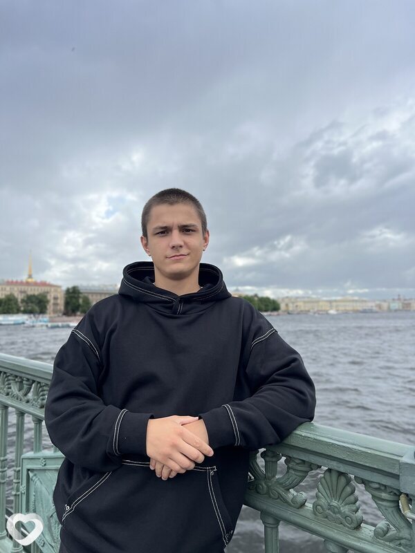 Виктор, 22, Калининграде — анкета №4452448