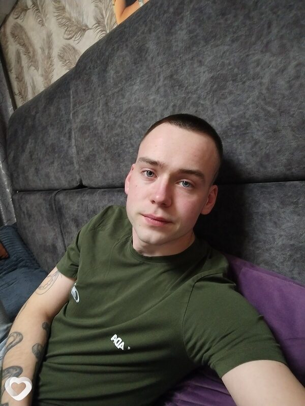 Максим, 23, Дзержинске — анкета №4452608