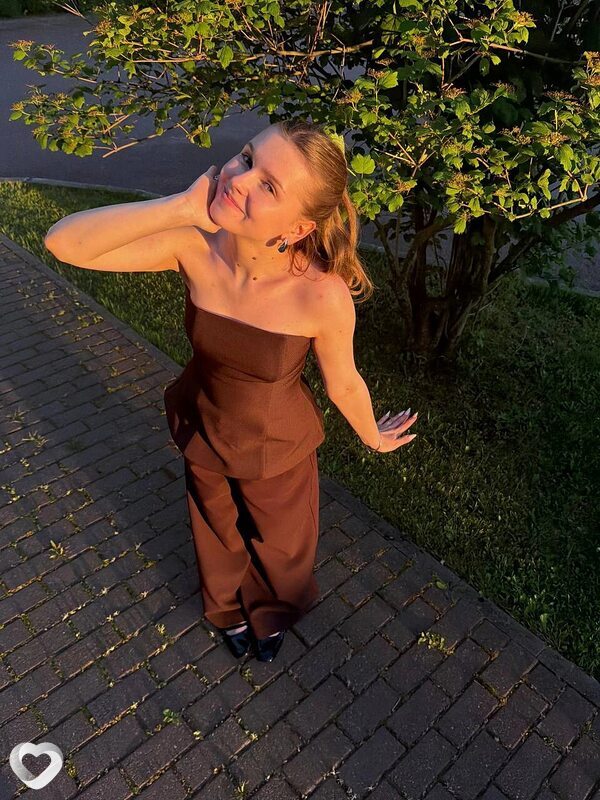Анна, 18, Санкт-Петербурге — анкета №4452653