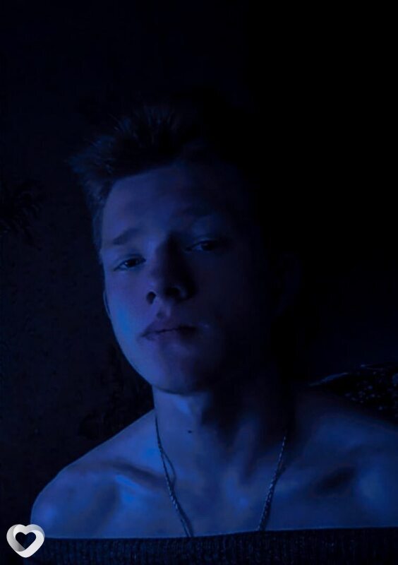 Александр, 21, Дзержинске — анкета №4453786