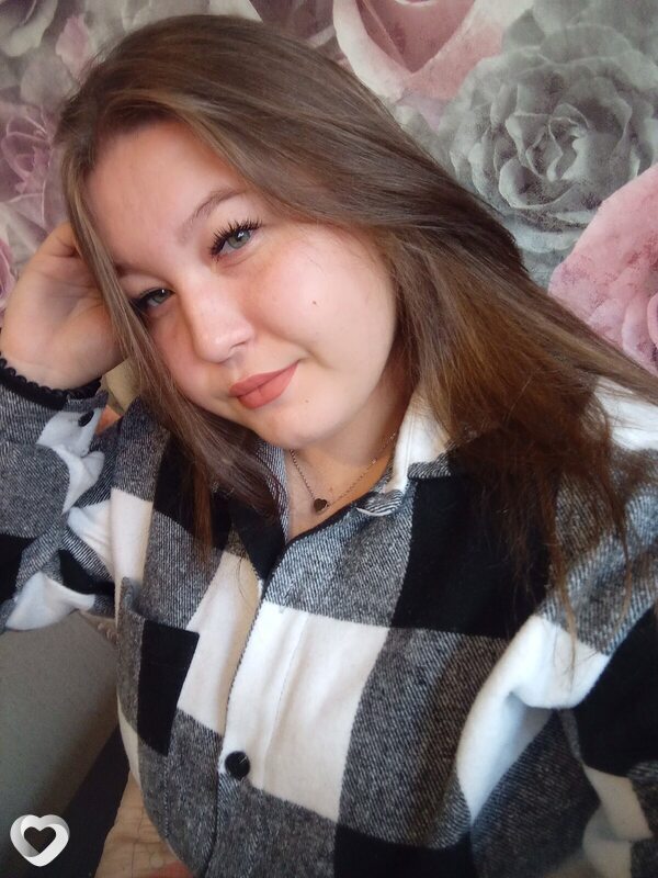 Виктория, 20, Новотроицке — анкета №4455187
