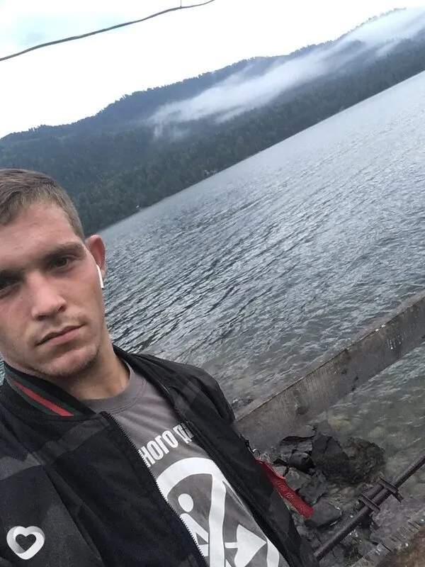 Стас, 24, Барнауле — анкета №4455445