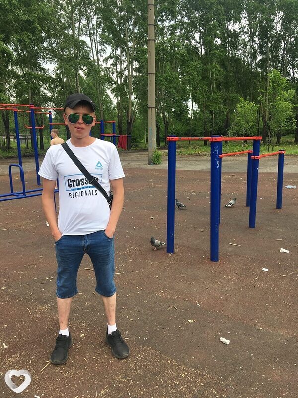 Дмитрий, 29, Киселевске — анкета №4455745