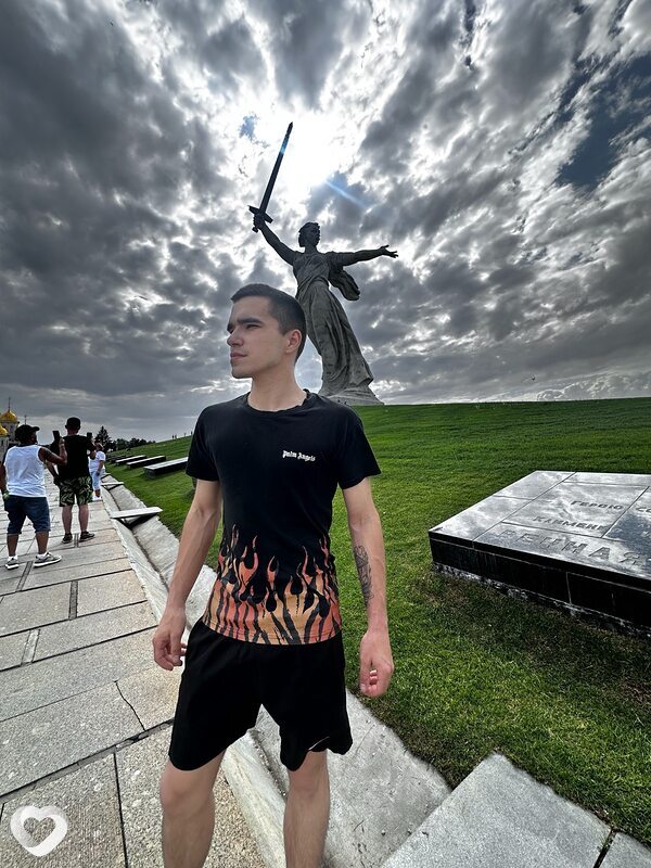 Александр, 20, Ижевске — анкета №4457247