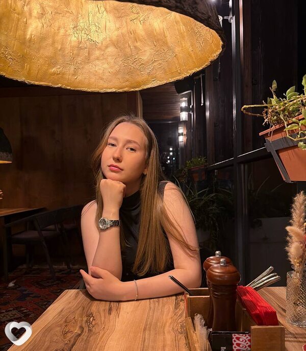 Соня, 19, Ростове-на-Дону — анкета №4458687