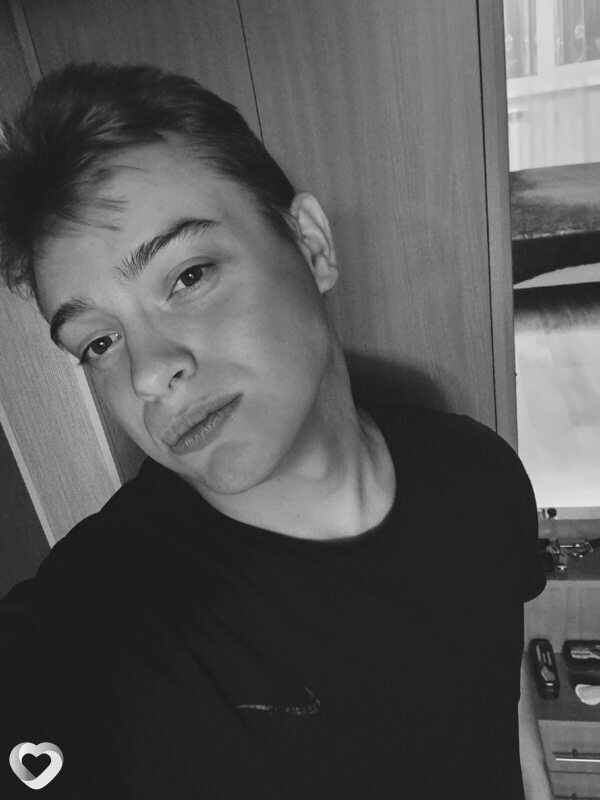 Артем, 22, Прокопьевске — анкета №4458961