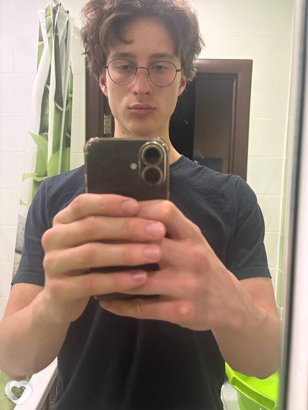 Паша, 18, Санкт-Петербурге — анкета №4459930
