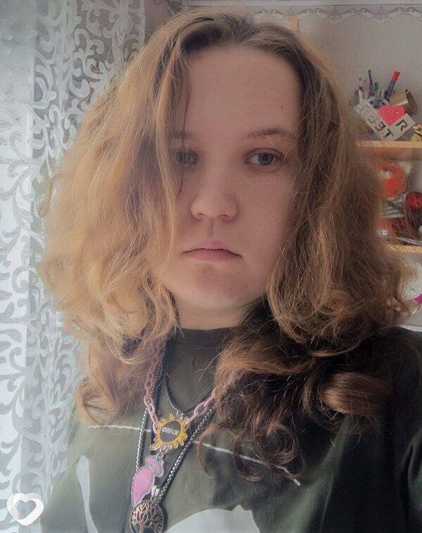 Катя, 19, Барнауле — анкета №4460223