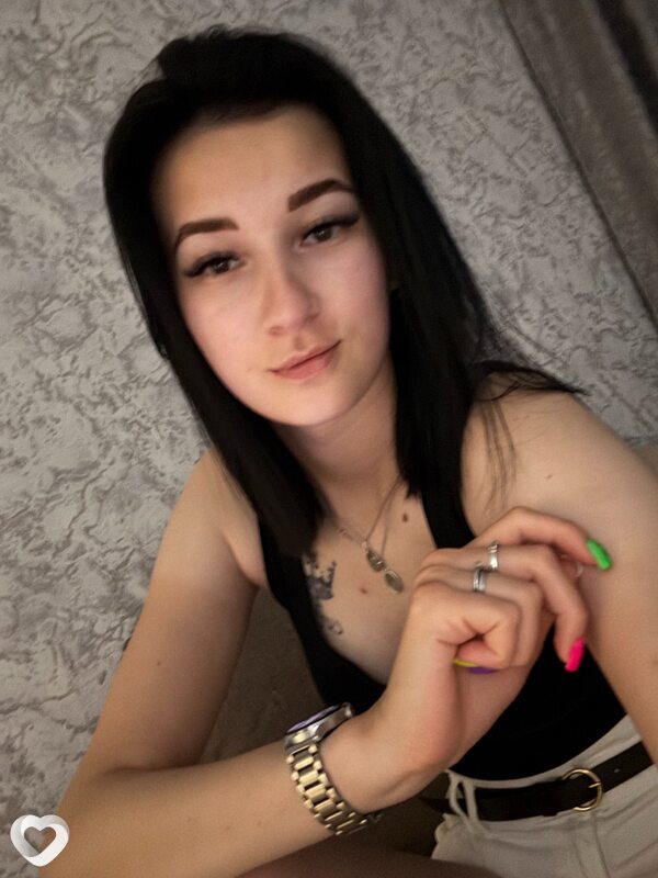 Альбина, 21, Солигорске — анкета №4461618