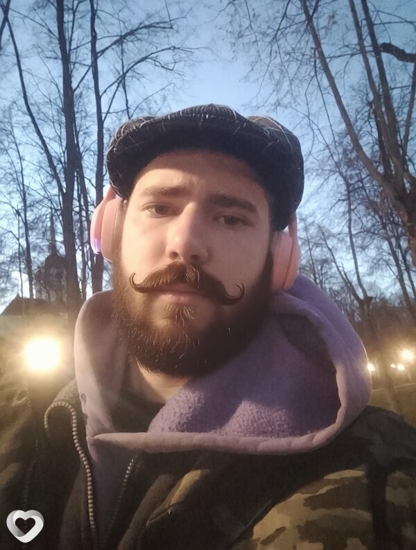 Михаил, 21, Москве — анкета №4461436