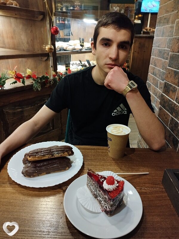 Роман, 21, Армавире — анкета №4461447