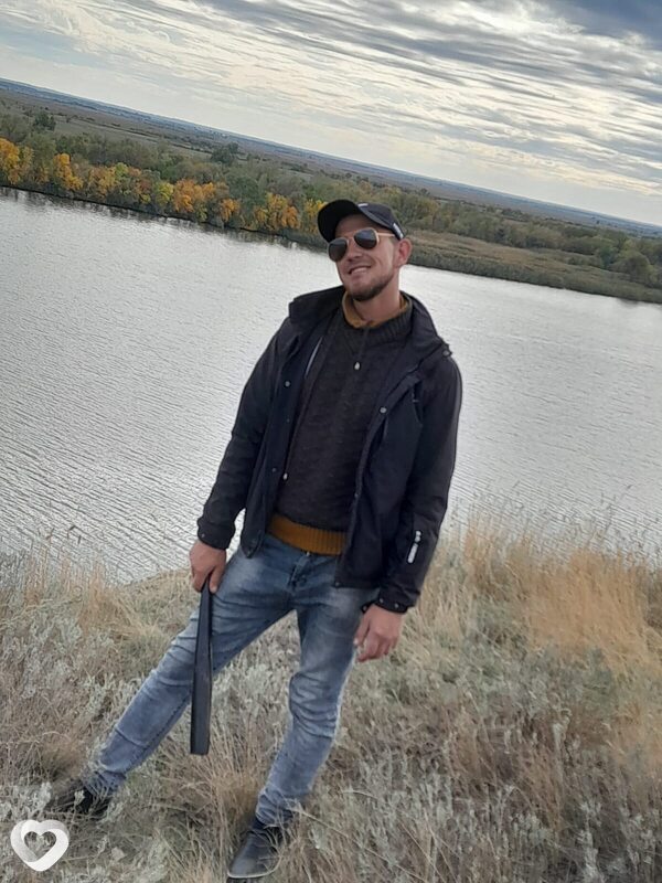 Иван, 25, Луганске — анкета №4462869