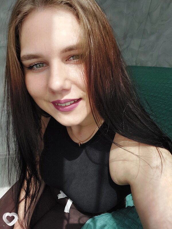 Альбина, 21, Таганроге — анкета №4463201