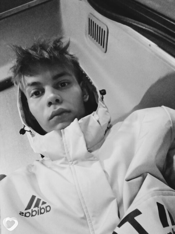 Кирилл, 20, Новосибирске — анкета №4463409