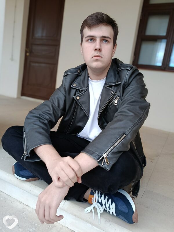 Максим, 19, Туле — анкета №4464438