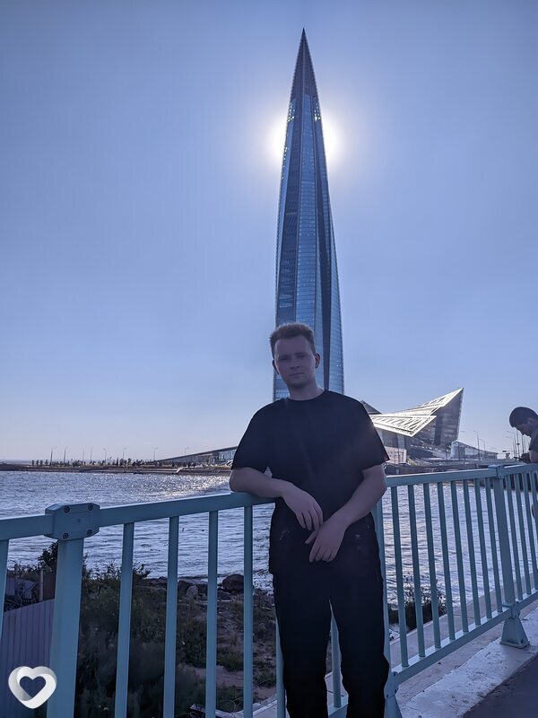 Иван, 25, Енакиеве — анкета №4464504