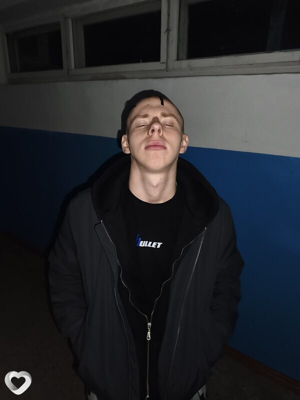 Константин, 18, Новосибирске — анкета №4465296
