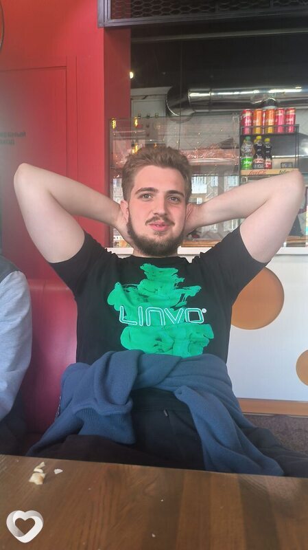 Артём, 21, Новосибирске — анкета №4466599