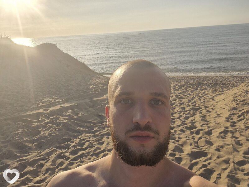 Артем, 22, Калининграде — анкета №4468096